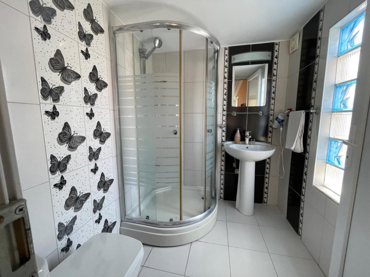 Tayfun Hotel Mordogan Extérieur photo