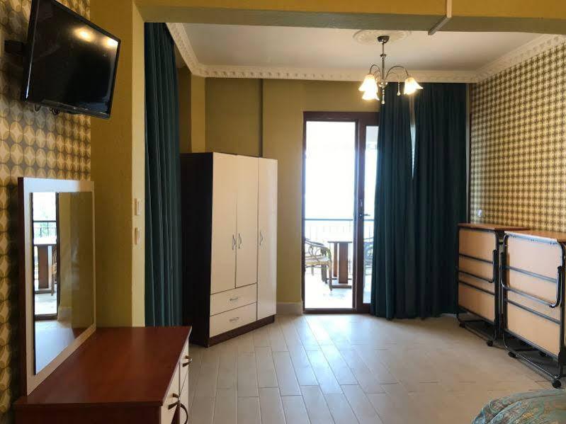 Tayfun Hotel Mordogan Extérieur photo